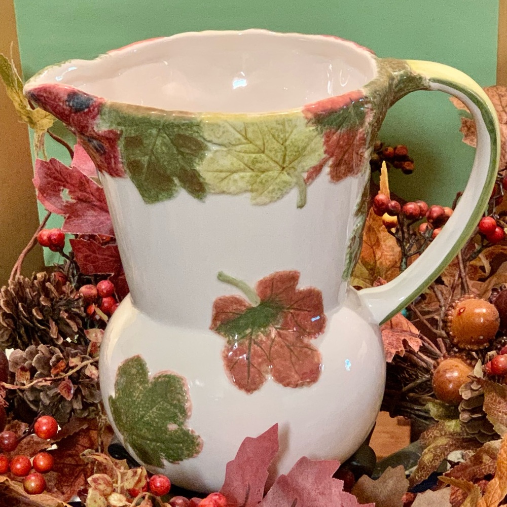 RARE Mikasa Studio Nova “Leaf Harmony” Pitcher. Fall Leaves, Ceramic. MINT